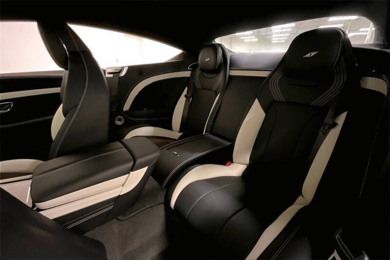 2024 Bentley Continental