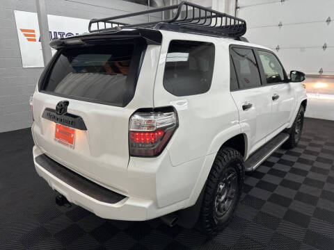 2020 Toyota 4Runner Venture Edition