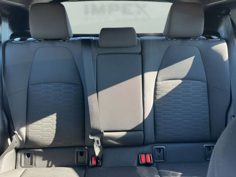 2025 Toyota Corolla Hatchback SE