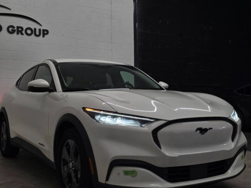 2022 Ford Mustang Mach-E Select