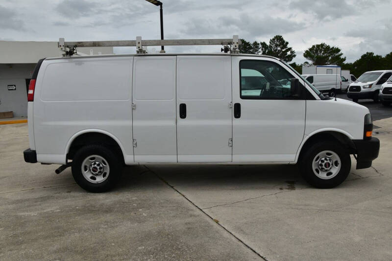 2020 GMC Savana 2500