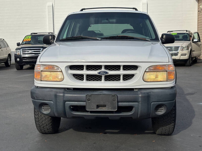 1999 Ford Explorer Sport