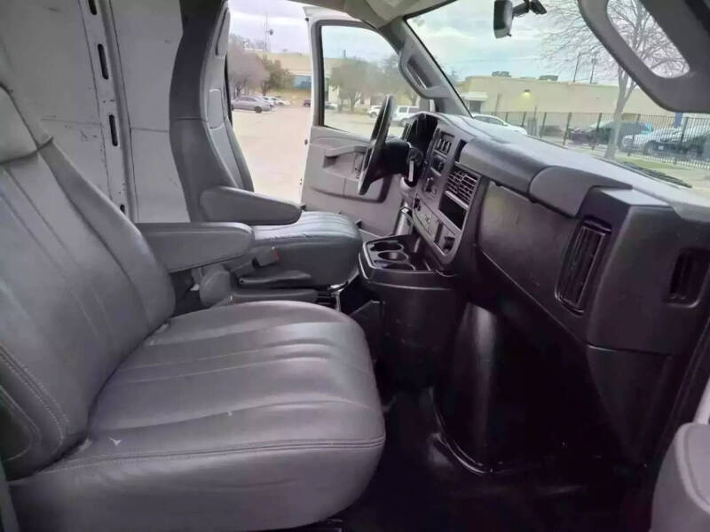 2019 Chevrolet Express 2500