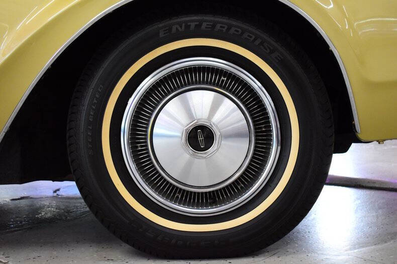 1971 Lincoln Continental