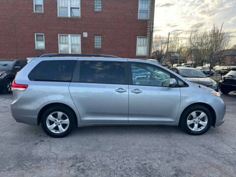 2014 Toyota Sienna