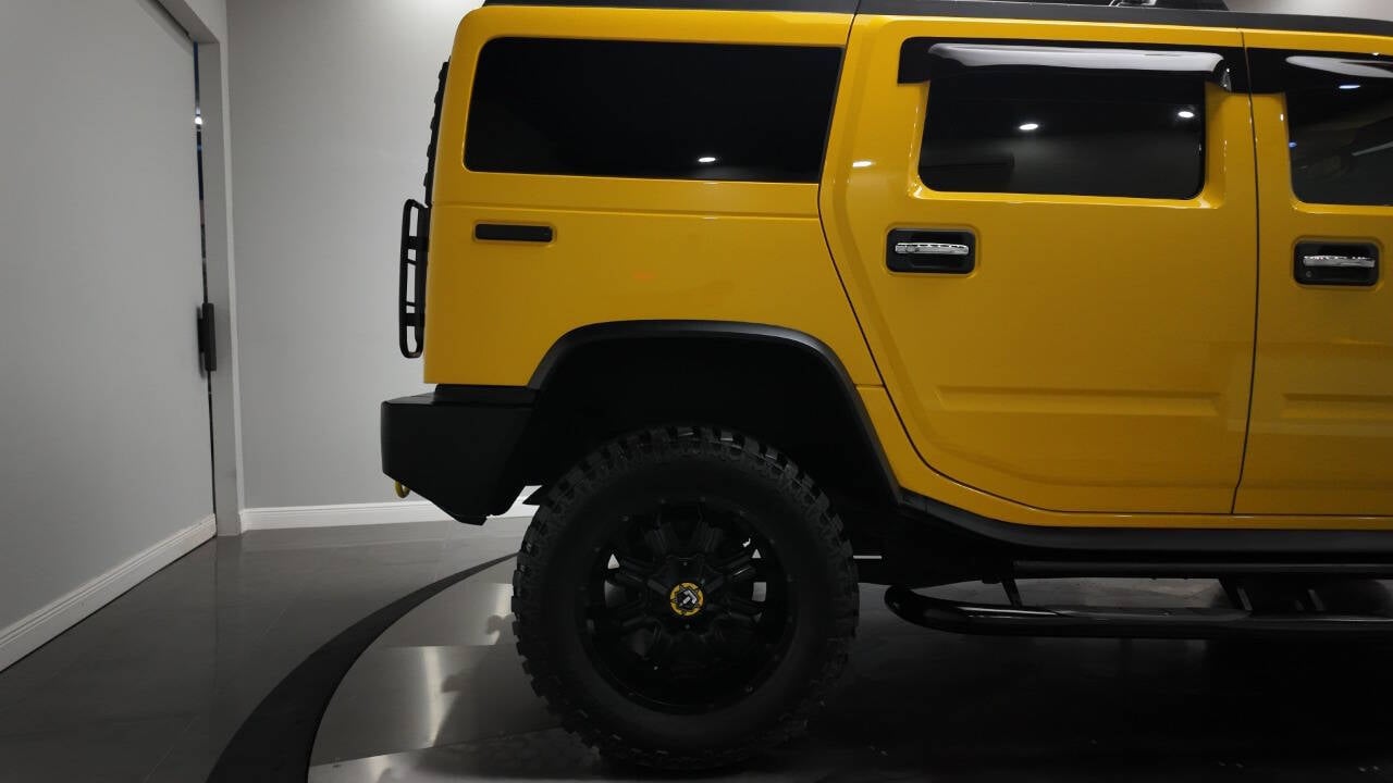 2004 HUMMER H2 27