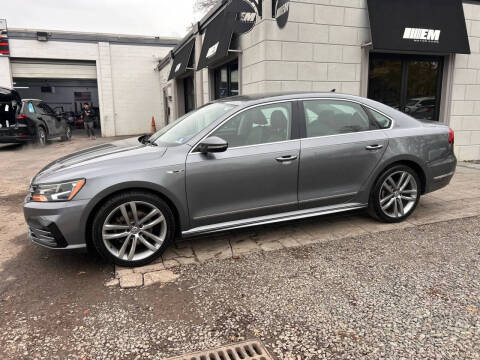 2017 Volkswagen Passat 1.8T R-Line