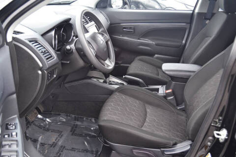 2024 Mitsubishi Outlander Sport ES