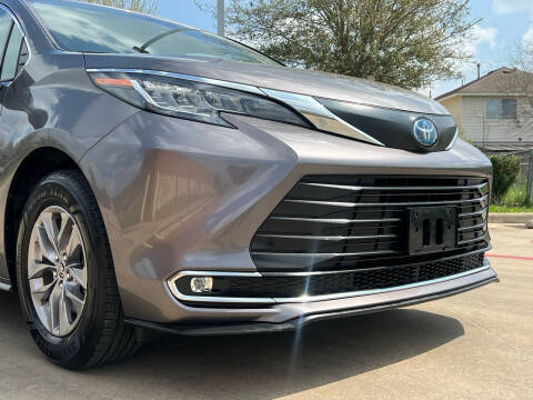 2021 Toyota Sienna XLE 7-Passenger