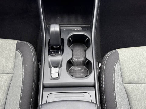 2023 Volvo XC40 B5 Core