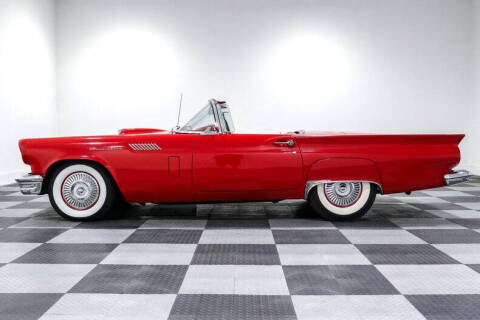 1957 Ford Thunderbird