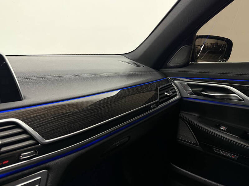 2018 BMW 7 Series 750i