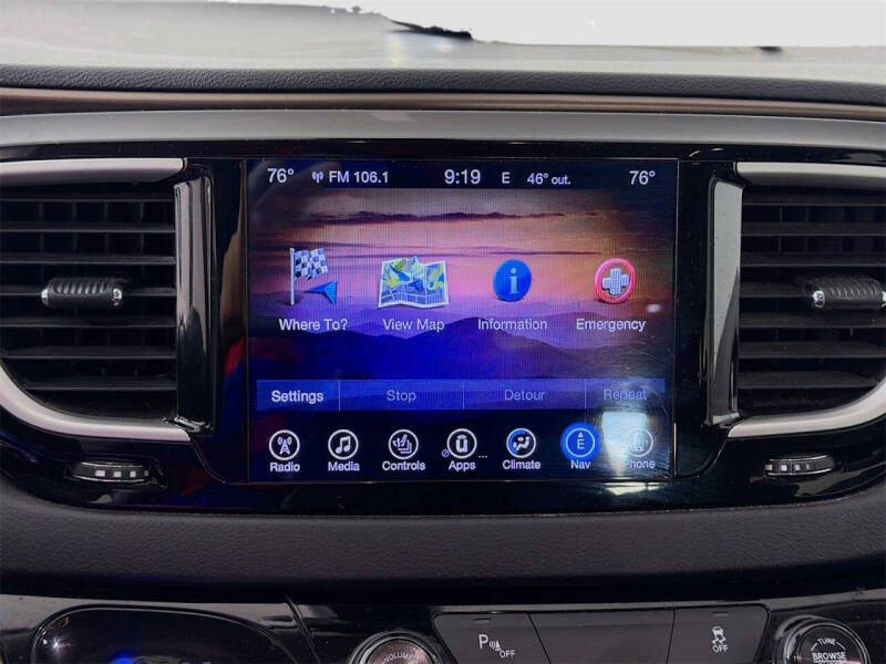 2017 Chrysler Pacifica Touring-L