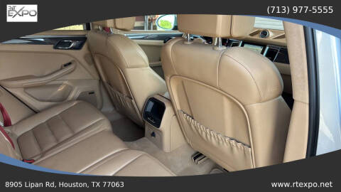 2015 Porsche Macan Turbo