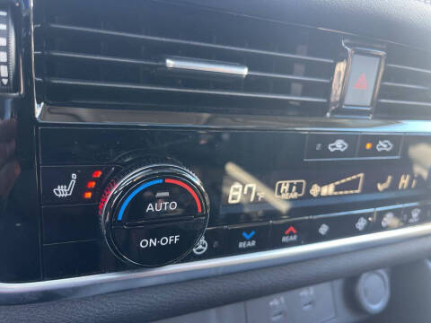 2024 Nissan Rogue Platinum