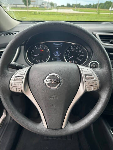 2016 Nissan Rogue SV