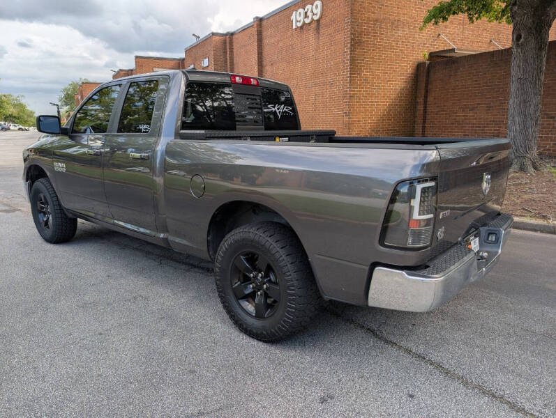 2016 RAM 1500 SLT