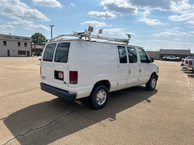 2010 Ford E-Series E-250