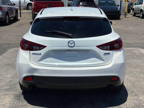 2015 Mazda MAZDA3 i Touring