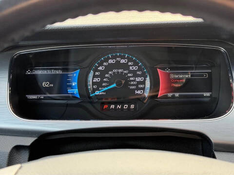 2017 Ford Taurus SEL