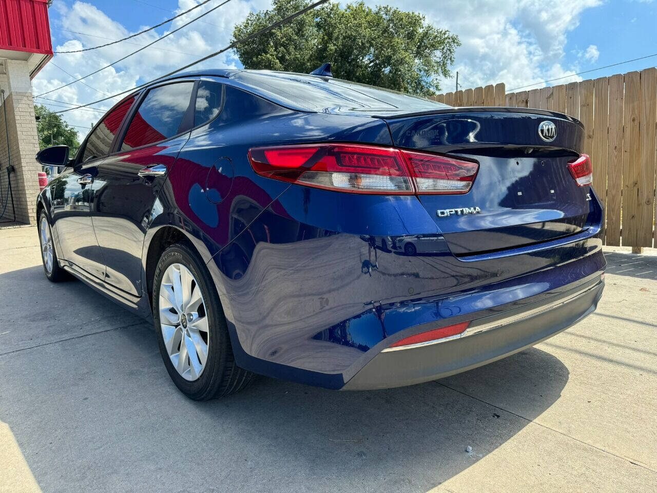 2018 Kia Optima for sale at Falasteen Motors in La Place, LA