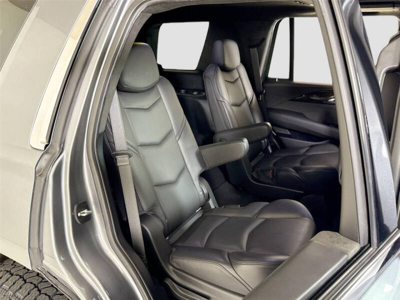 2020 Cadillac Escalade Platinum