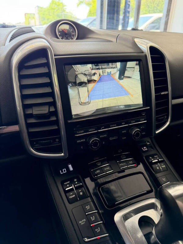 2016 Porsche Cayenne