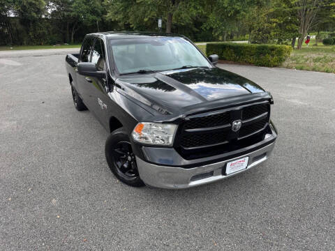 2019 RAM 1500 Classic SLT