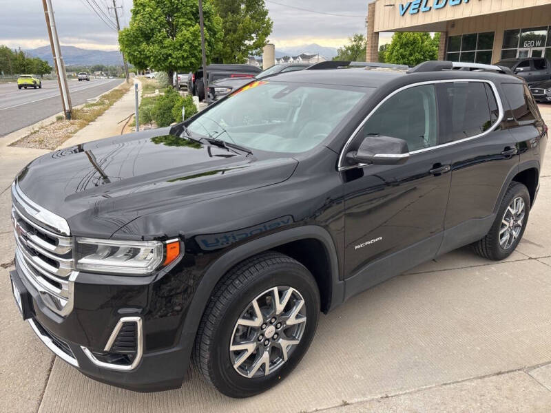 2023 GMC Acadia SLT