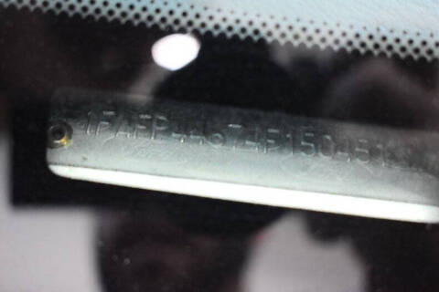 2004 Ford Mustang Deluxe