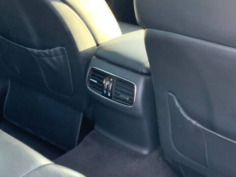 2012 Hyundai Genesis