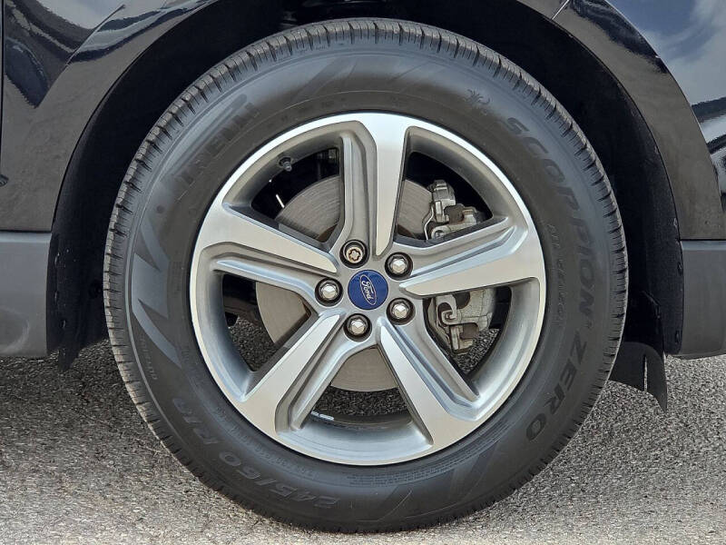 2020 Ford Edge SEL