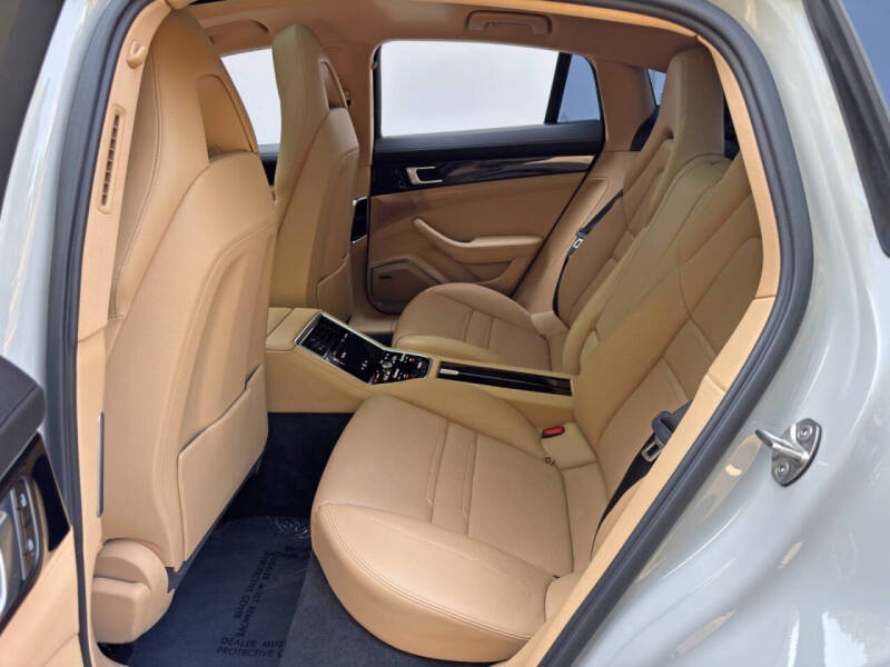 2021 Porsche Panamera 4S E-Hybrid