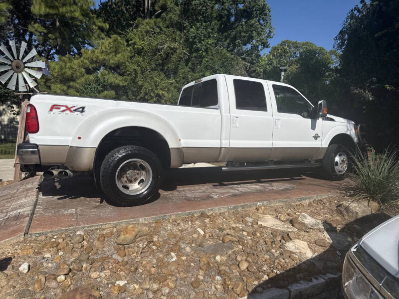 2012 Ford F-350 Super Duty Lariat's photo
