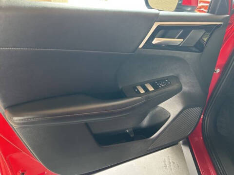 2023 Mitsubishi Outlander PHEV SE