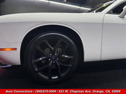 2021 Dodge Challenger SXT