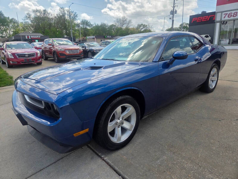 2009 Dodge Challenger SE