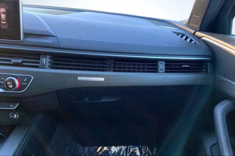 2019 Audi A4 quattro Premium Plus 45 TFSI