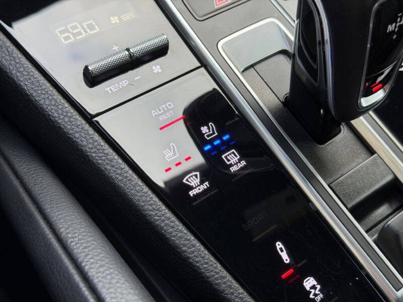 2022 Porsche Cayenne Coupe