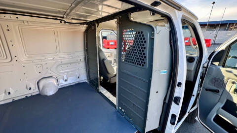 2011 Ford E-Series E-350 SD