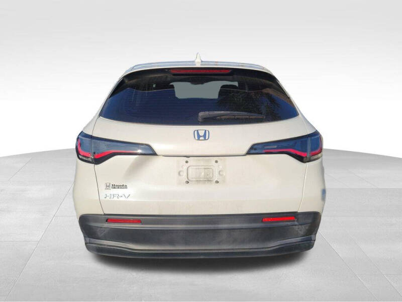 2024 Honda HR-V LX