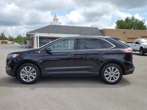2023 Ford Edge Titanium