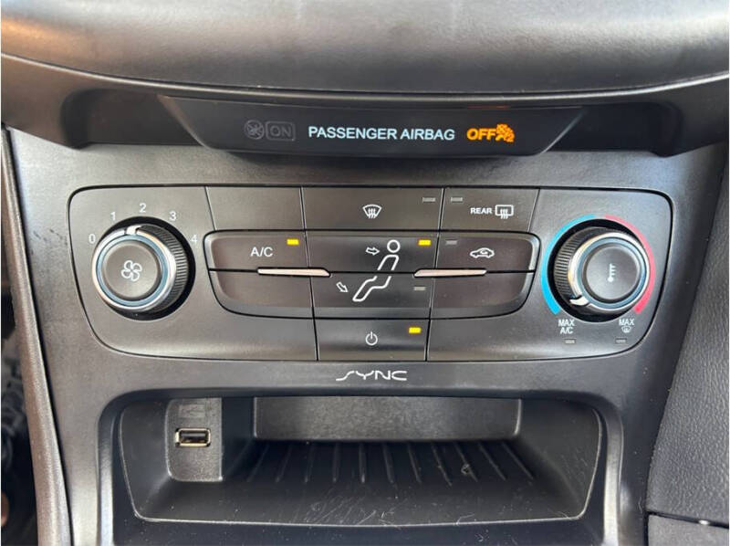2017 Ford Focus SE
