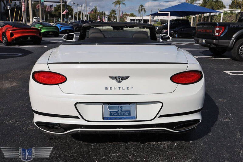 2024 Bentley Continental