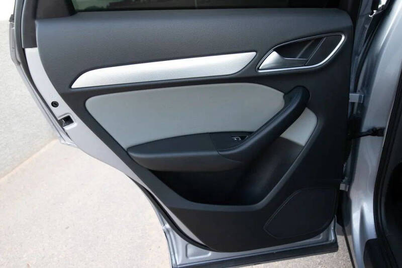 2016 Audi Q3 2.0T Premium Plus