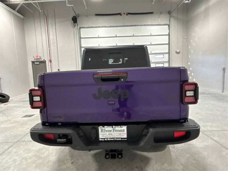 2026 Jeep Gladiator Willys