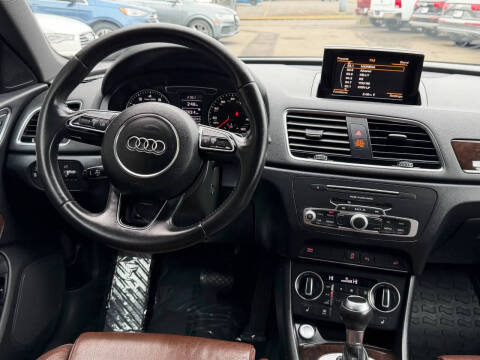 2016 Audi Q3 2.0T quattro Premium Plus