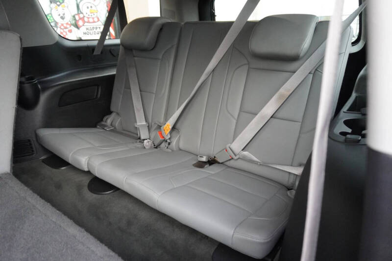 2015 Chevrolet Suburban LT