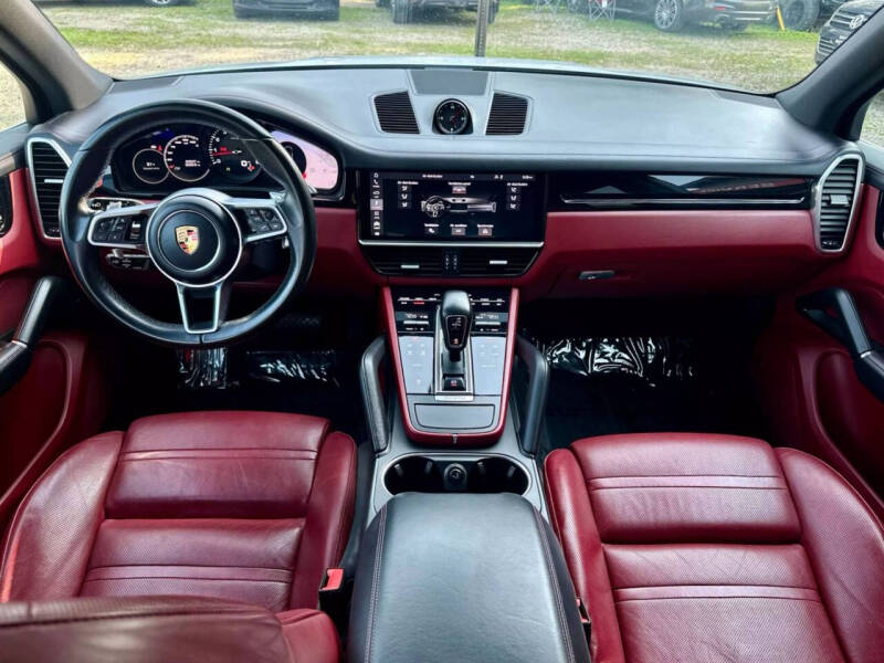 2020 Porsche Cayenne