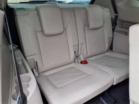 2025 Volkswagen Atlas SE